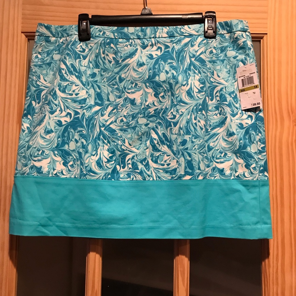 Closing closet make offer NWT Micheal Kor’s Swirly skirt